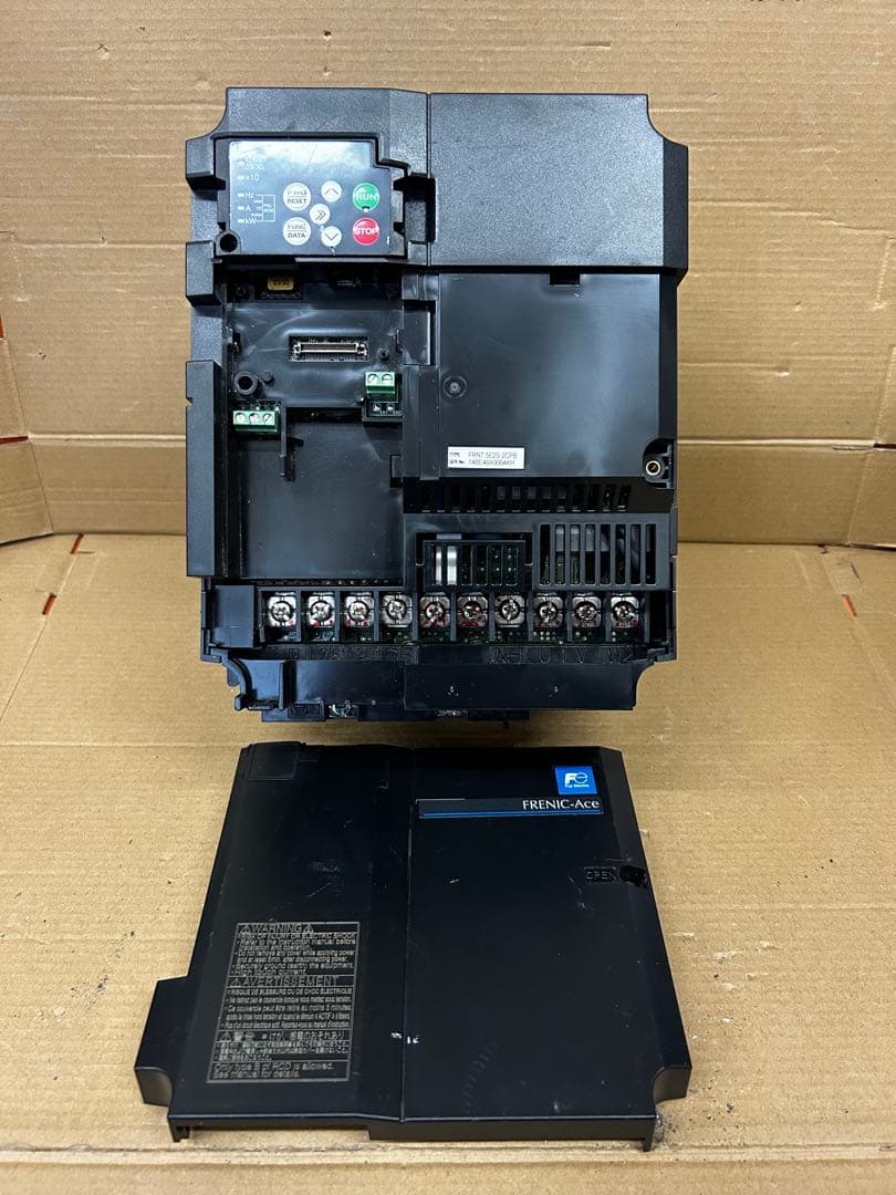 富士電機 FRN7.5E1S-4JCPB 400V 7.5KWインバータ