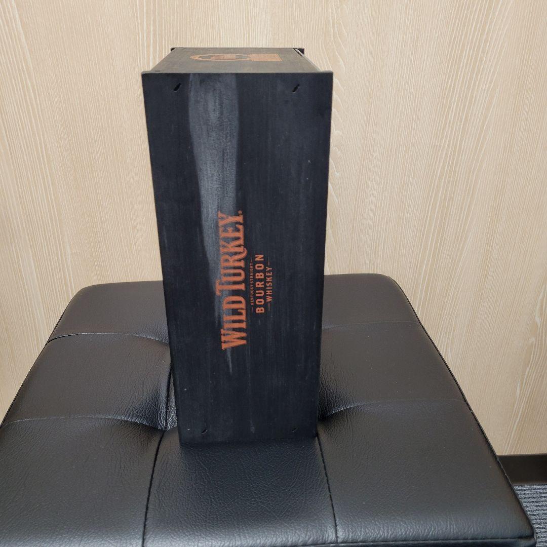 ワイルドターキー ケンタッキー 750ml サイン入り 新品 未開封、