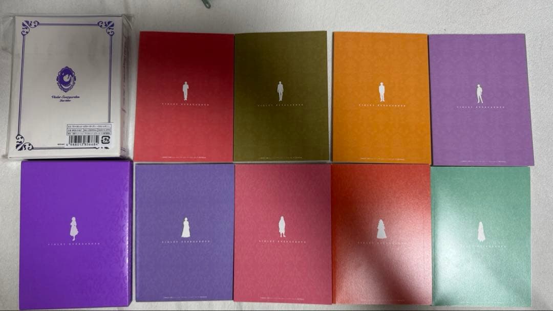 【美品】ヴァイオレット・エヴァーガーデン〜ラスト・レター〜+入場者特典8冊+小説