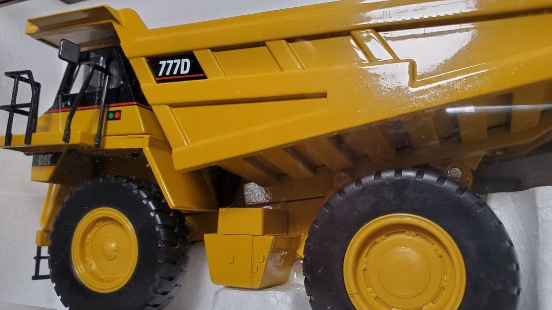 ダンプカー　ミニチュア　ミニカー