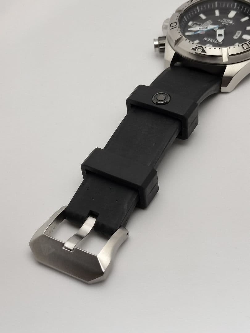 人気モデル　シチズン　プロマスター　ダイバー機能　電波ソーラー　H112