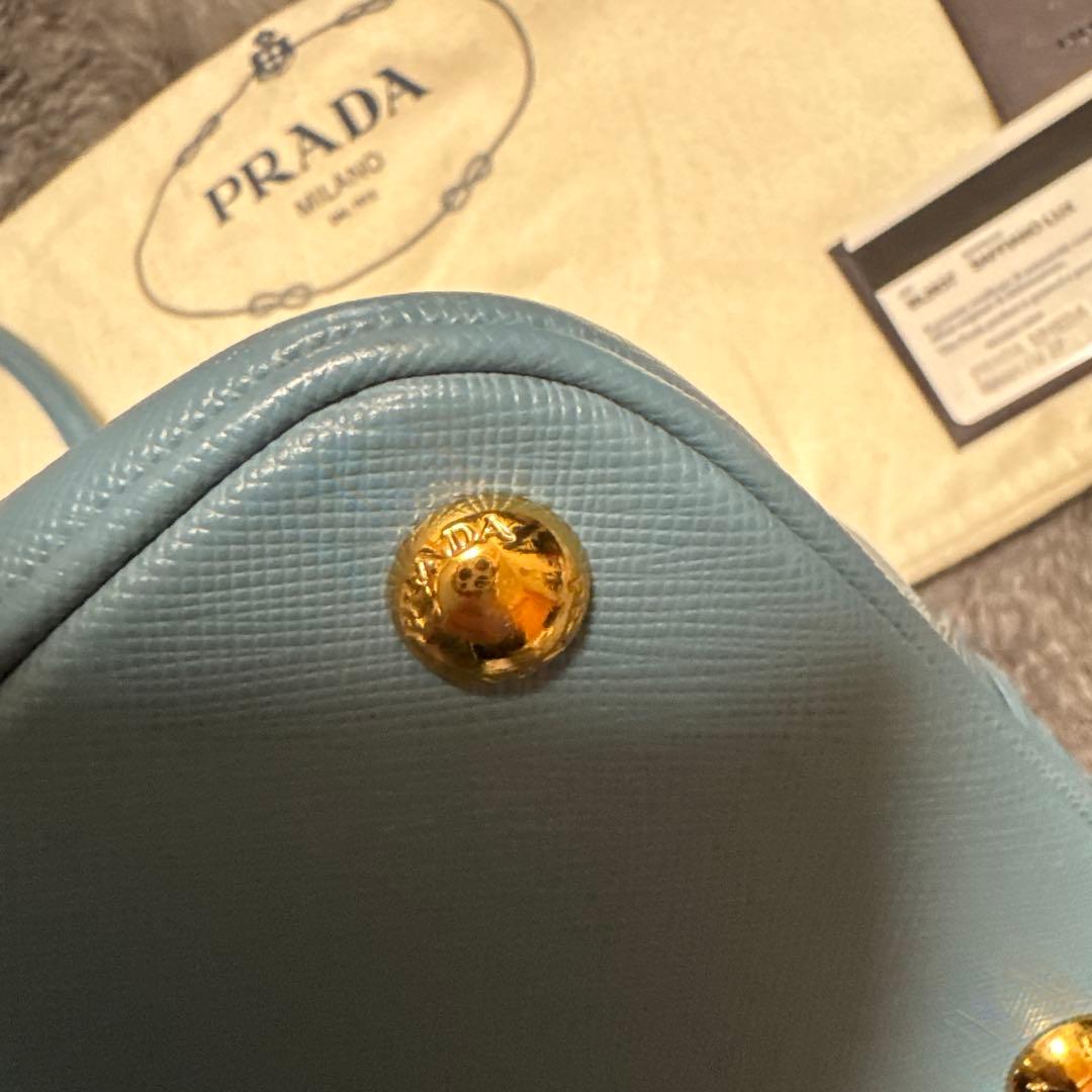 未使用級プラダショルダーバッグ