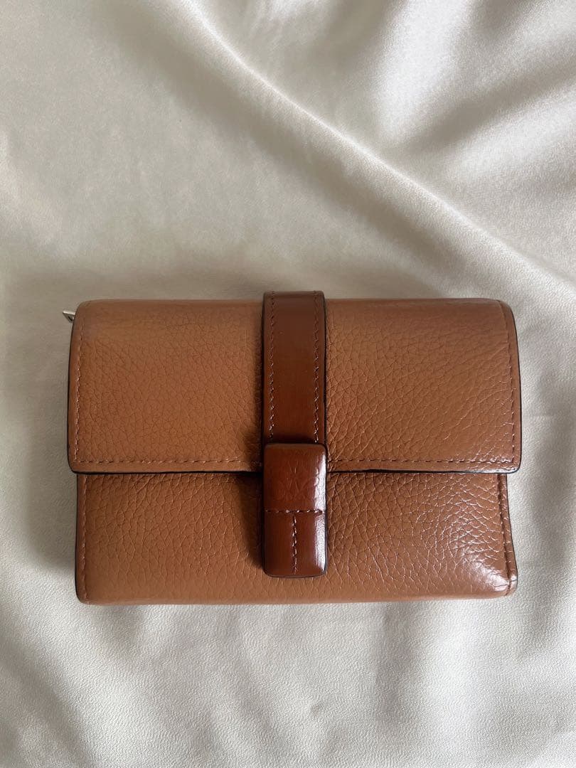 「最終値下げ」美品 ロエベ バーティカルウォレット スモール 折り財布