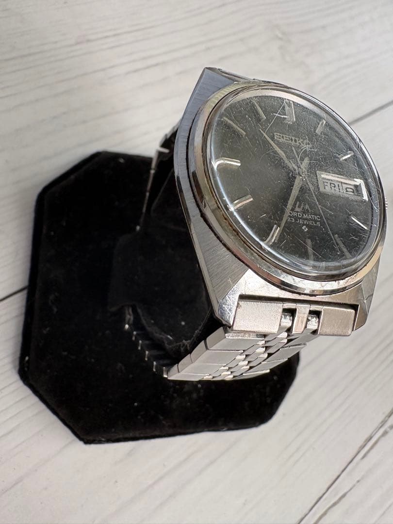 SEIKO ロードマチック 黒文字盤 ビンテージ自動巻き時計 動作品 (レ55)