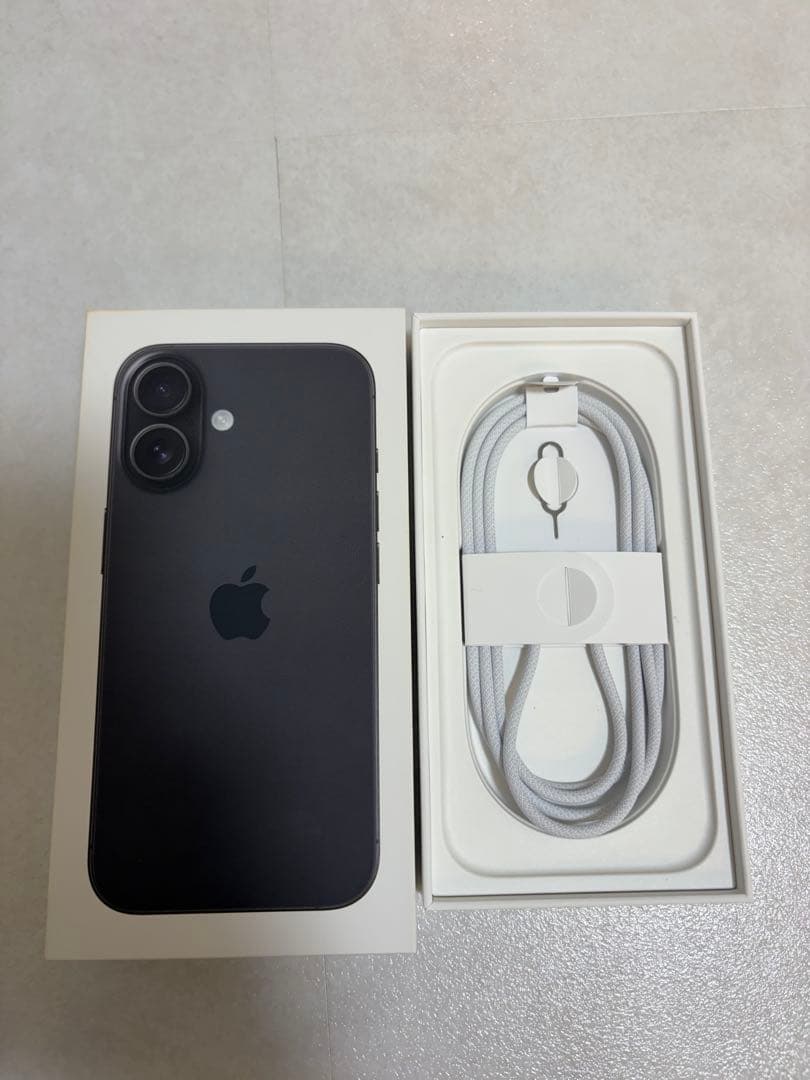 iPhone16 256G ブラック