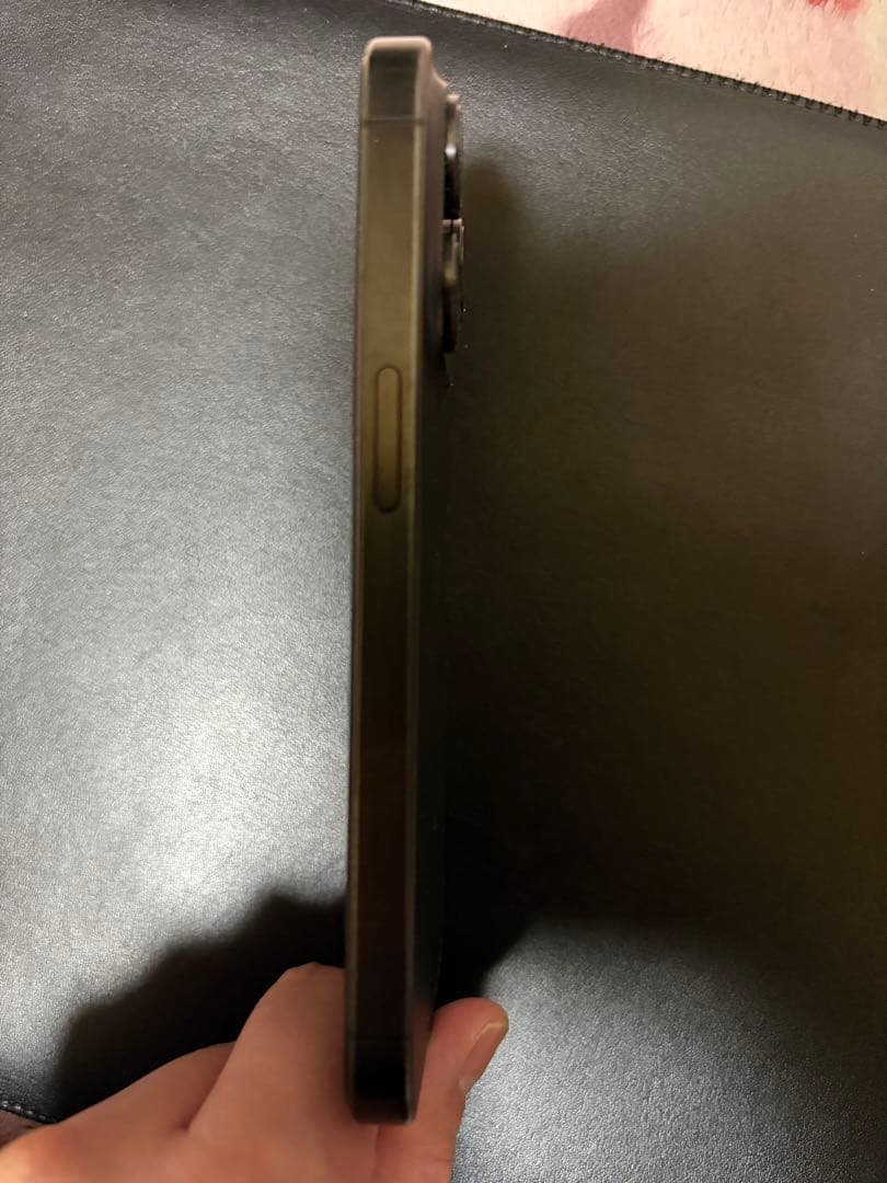 Apple iPhone 15 Pro 256GB ブラック　SIMフリー