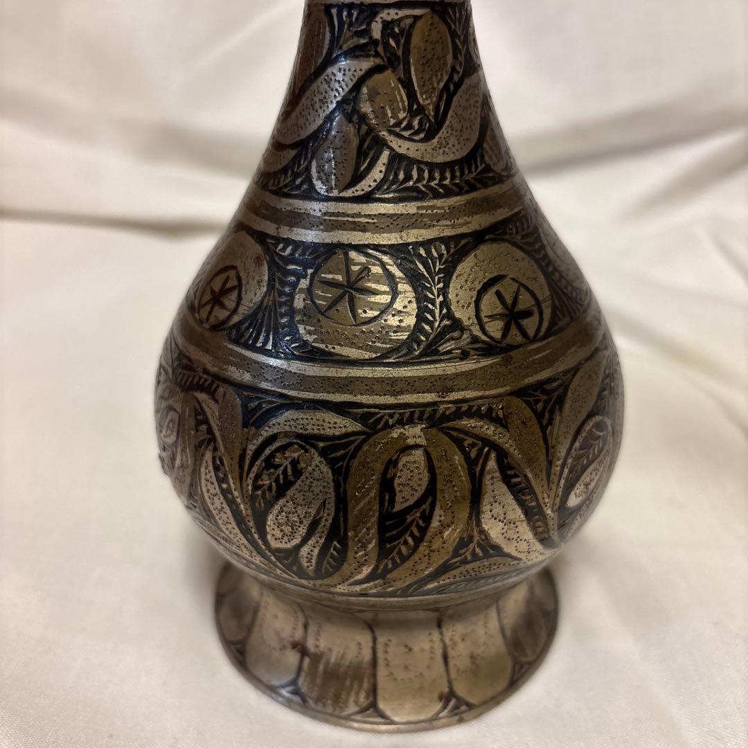 【希少】　インド工芸 ビドリ焼き 銀象嵌 黒地 花瓶 伝統金属工芸