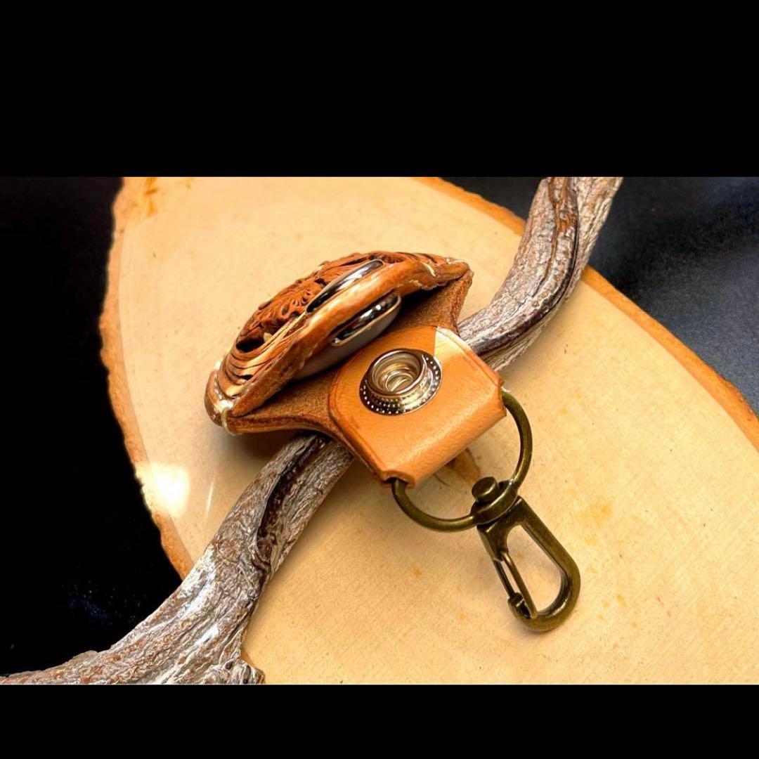 ☆しぇりー☆様オーダー　レザーカービング AirTagケース2点