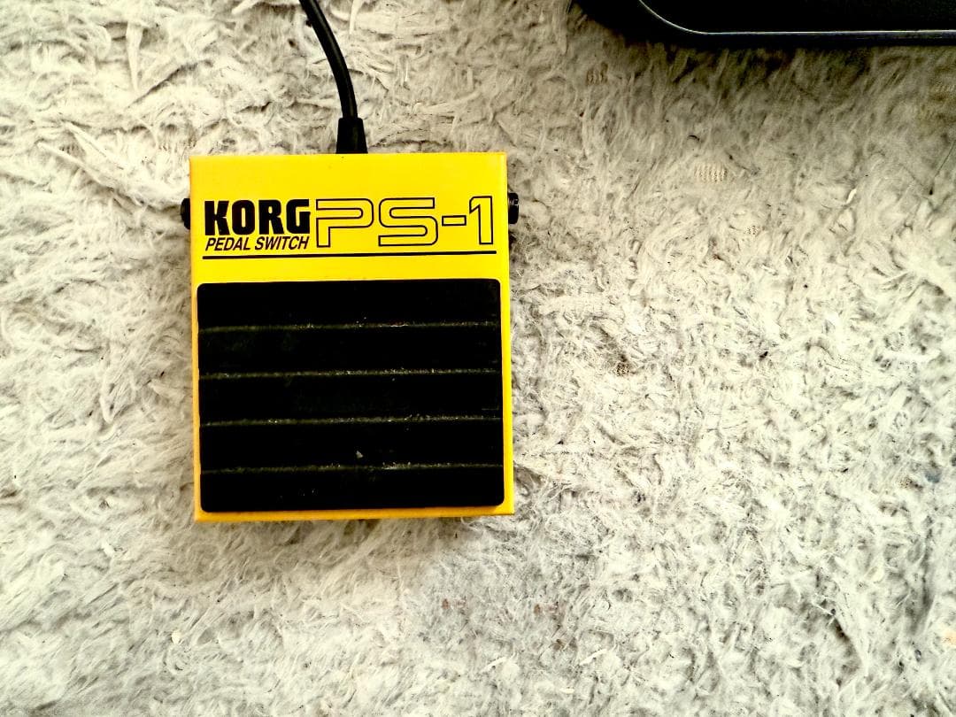 【美品】KORG KROME 73 シンセ ペダル＆キャリーバッグ付