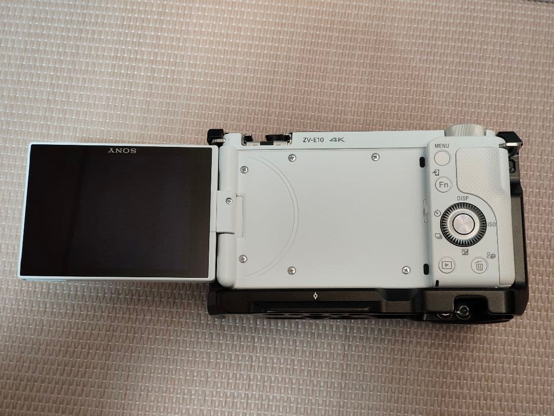 ミラーレスカメラ　SONY ZV-E10ボディ smallrig製リグ付き