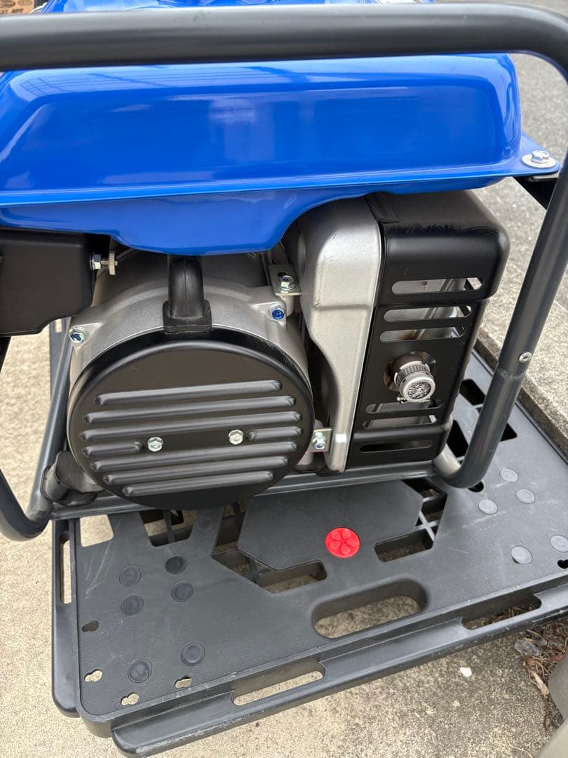 展示品　ヤマハ 発電機 50HZ 東日本地域専用 EF23H