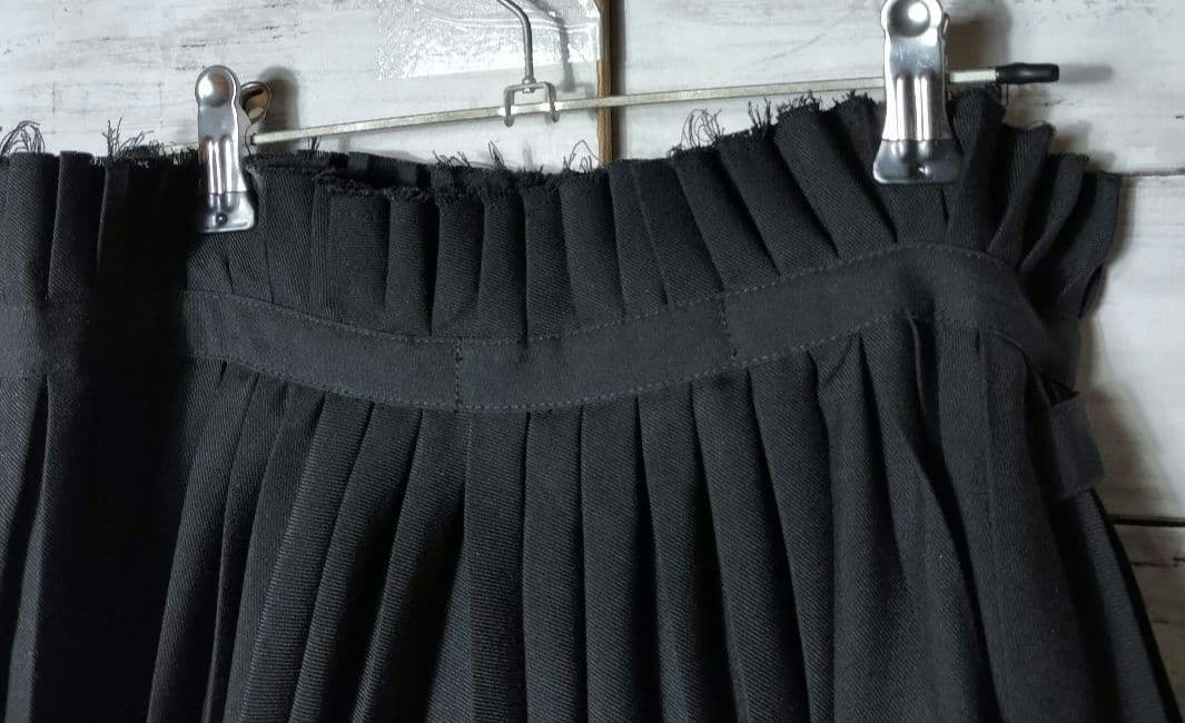 ジュンヤワタナベコムデギャルソン ひざ丈ラップスカート プリーツ 黒