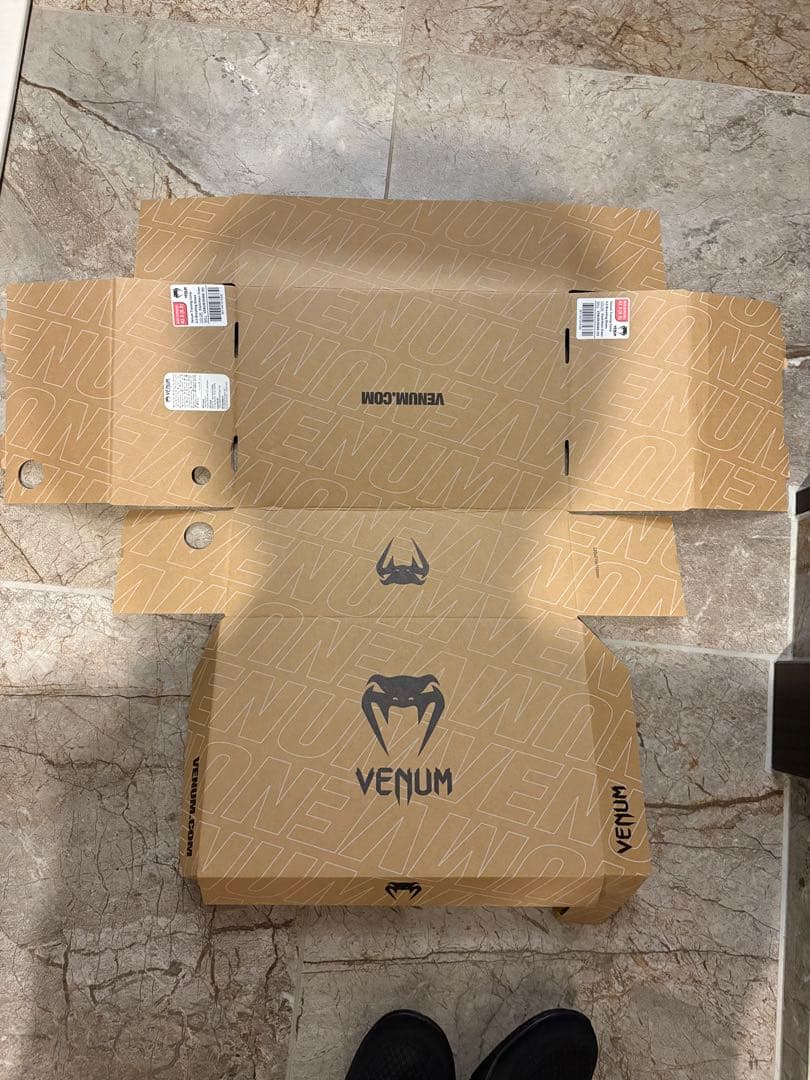 ボクシング Venum Training Camp 4.0