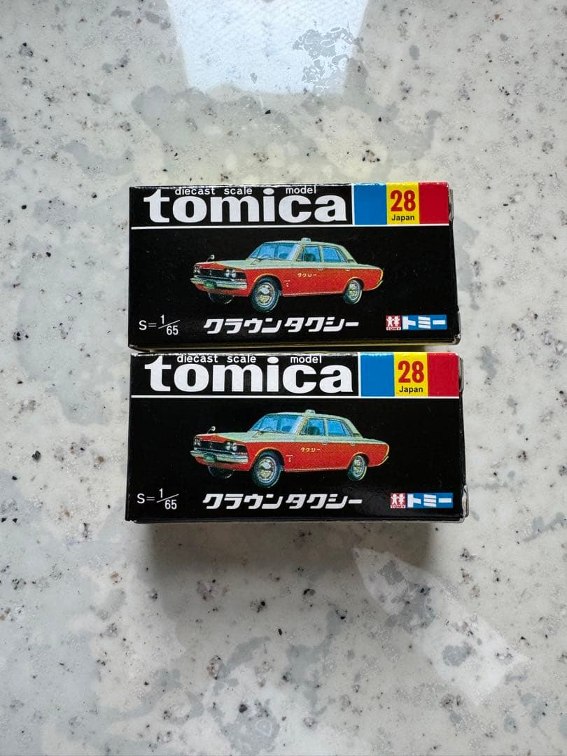 トミカ　黒箱　(激レア)新品クラウンタクシー　2台セット