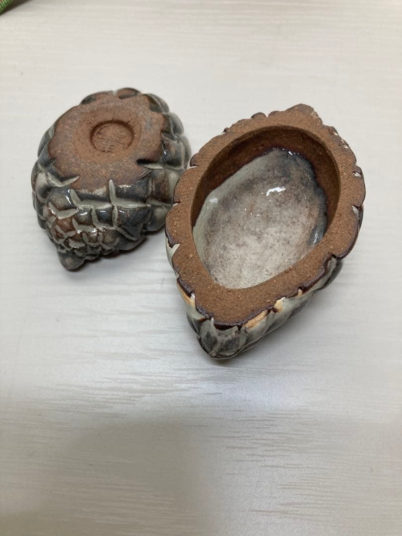 茶道具 萩焼 十二代 田原陶兵衛  松ぼっくり 香合 茶器 茶道具