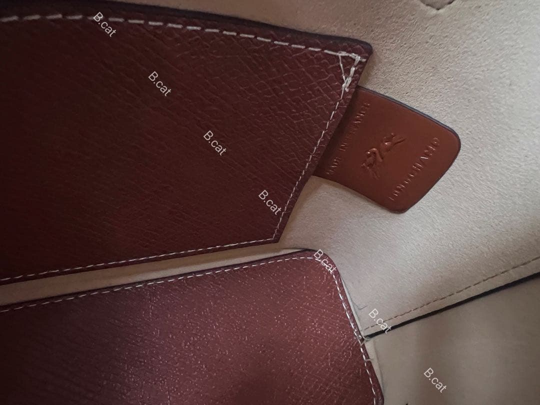 新シーズンLongchampエピュレ テクスチャードレザーミニバッhld