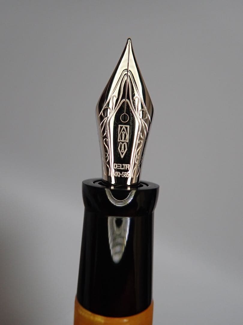 デルタ｜ドルチェビータ スリム｜F（細字）｜元箱説明書セット｜万年筆｜廃番品