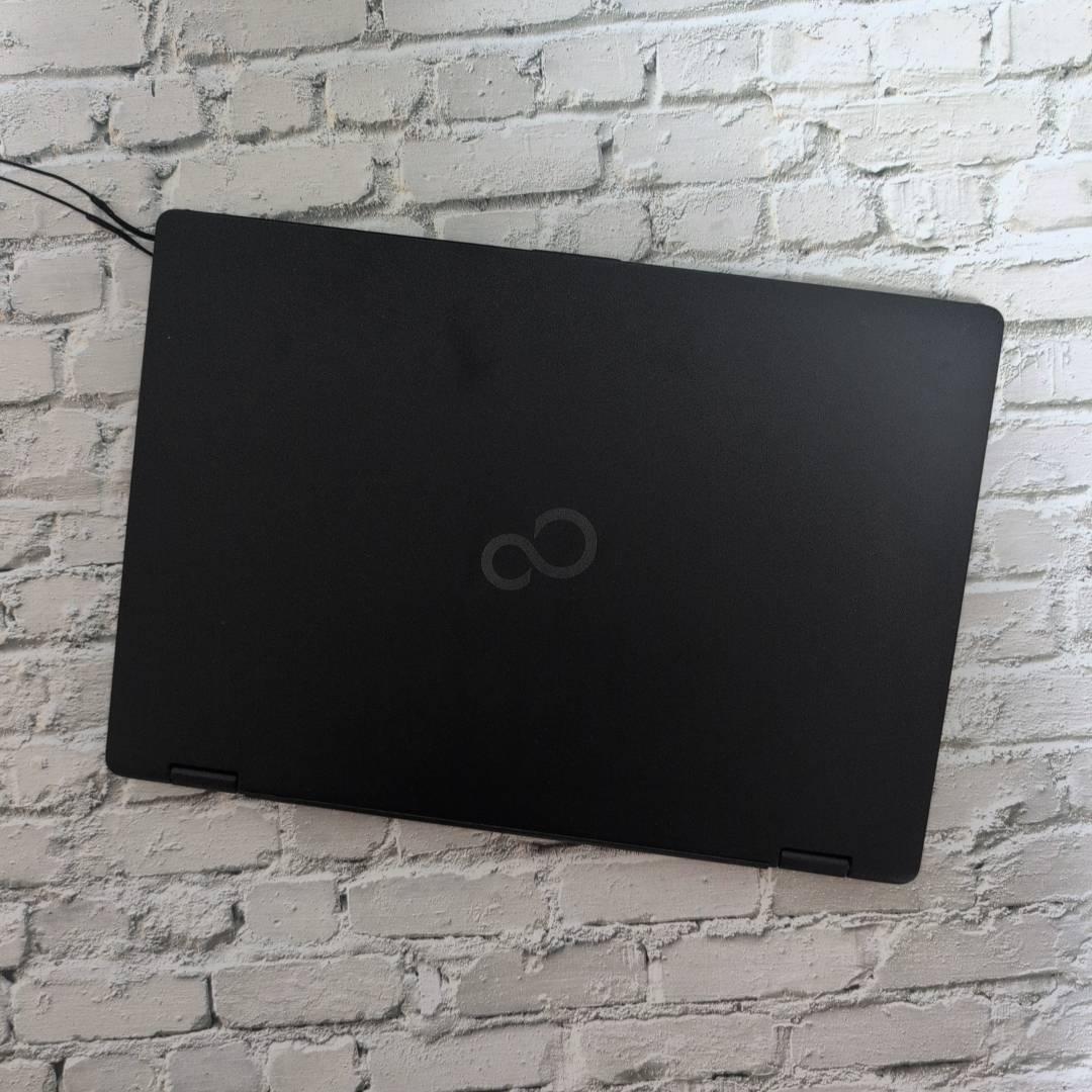 2in1 富士通LIFEBOOK タッチペン内蔵 13.3型タッチパネル