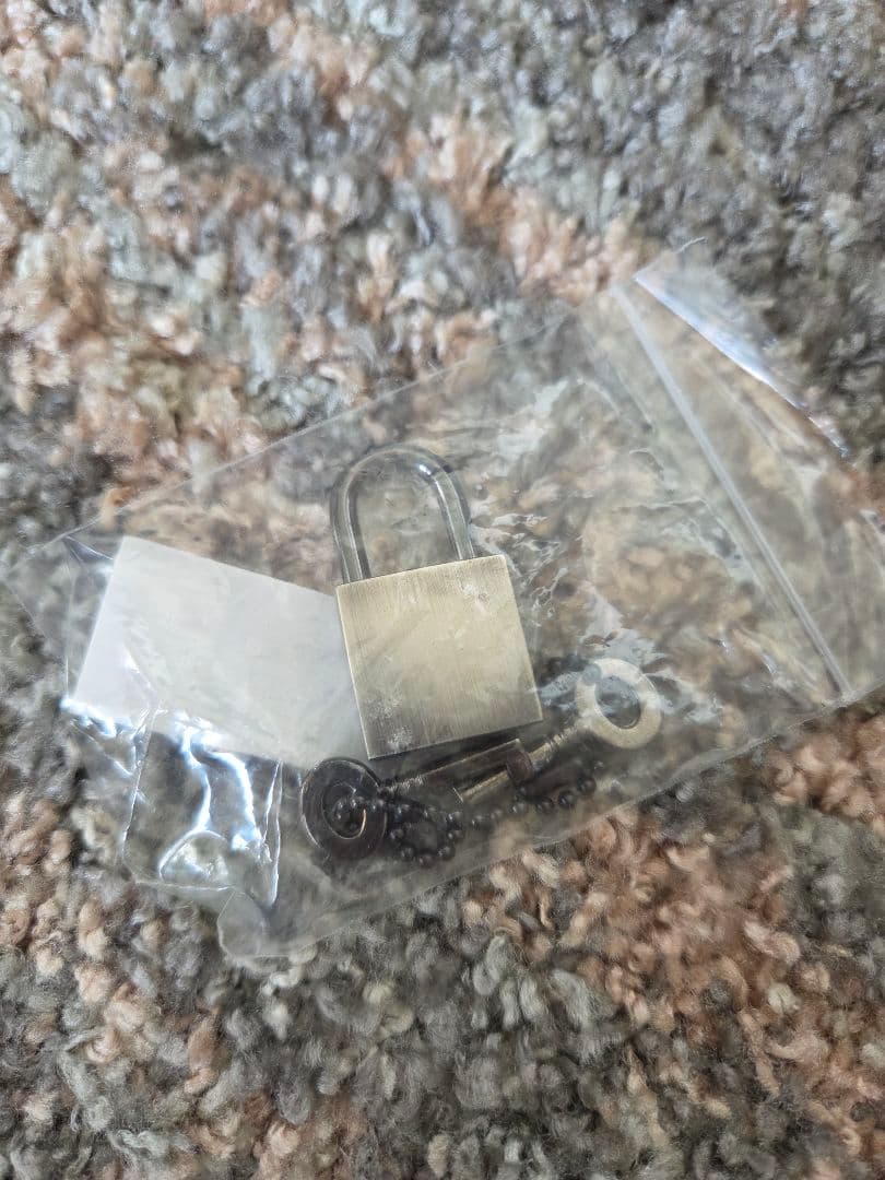 LEXUSレクサス ビジネスキャリーバッグ トロリーケース 黒レザー　鍵付き