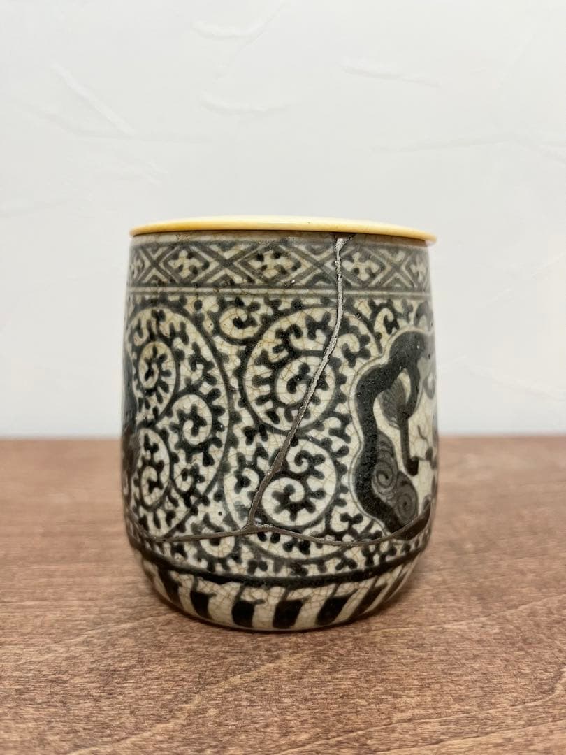 古平戸 中野焼 蓋物 龍唐草文 古美術 古道具 アンティーク ヴィンテージ 器