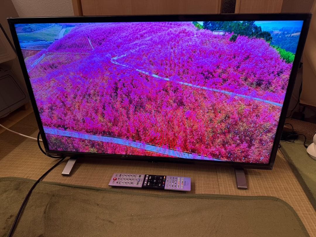アプリ内蔵極美品　TOSHIBA 東芝 テレビ　32V34　2022年製　32型