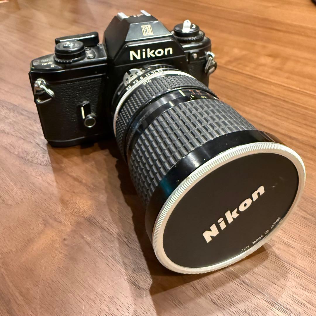 Nikon ニコン EM ブラック ボディ フィルムカメラ　レンズ付き