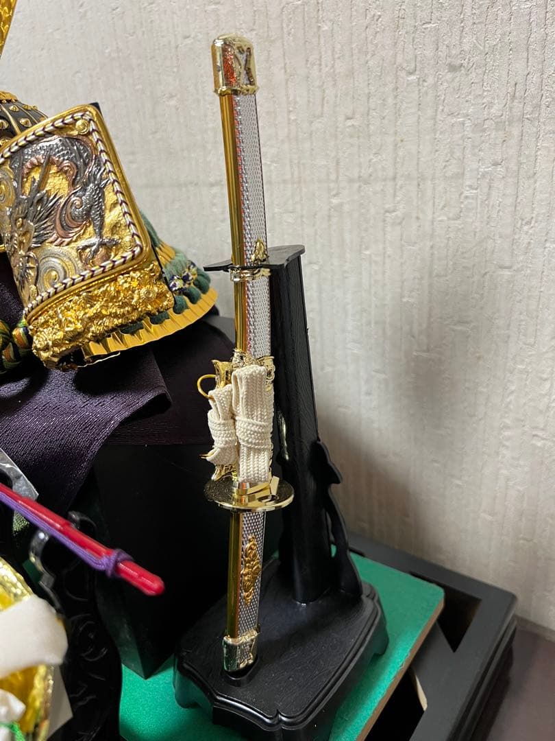 ５月節句　アクリルケース入り兜飾り