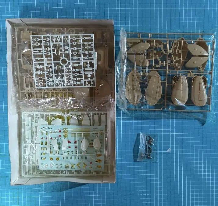 08　未組立　イマイ　超時空世紀オーガス　1/40可変オーガス　３点セット