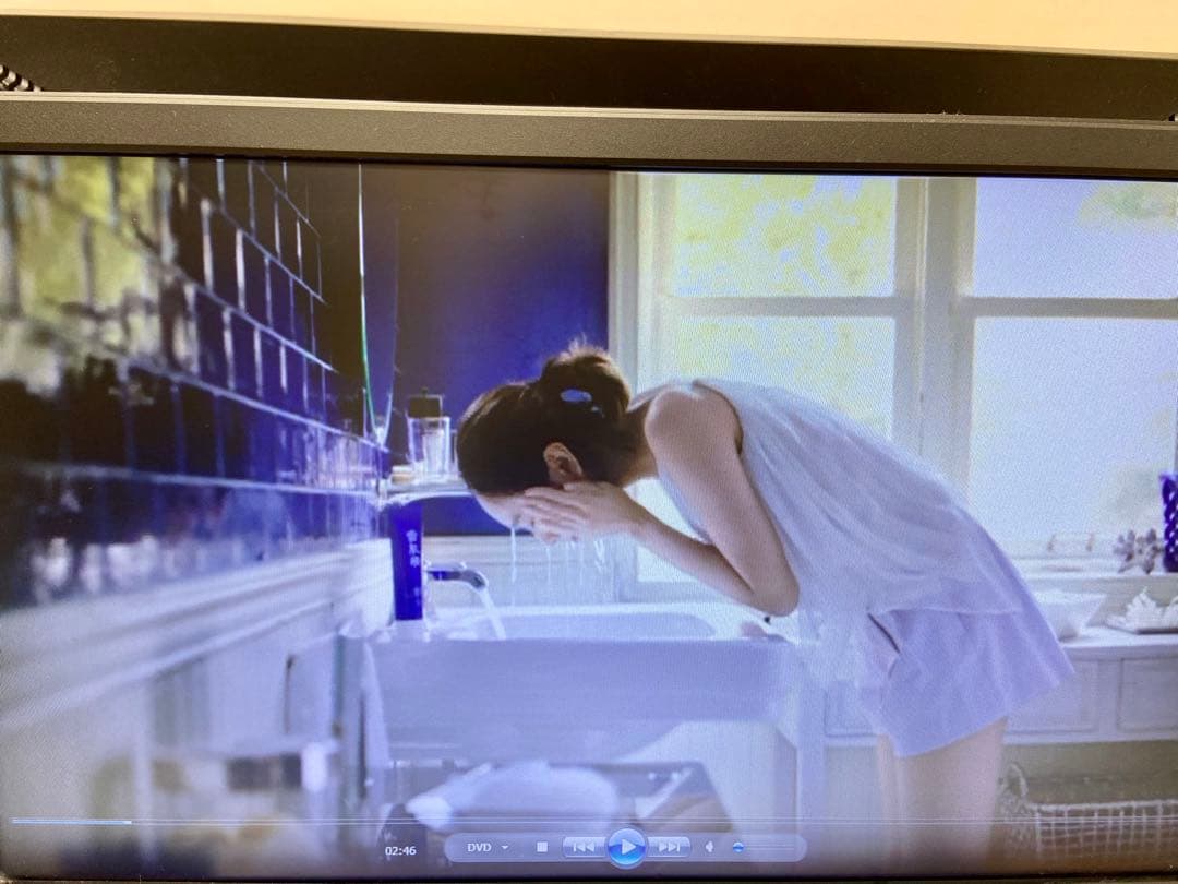 新垣結衣さん化粧品販促用店頭DVD