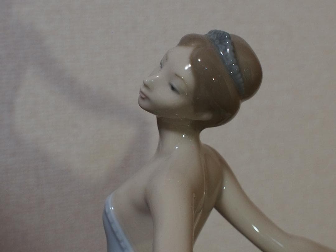 ◆ LLADRO リヤドロ 　踊る少女（ノーマルバージョン）　美品