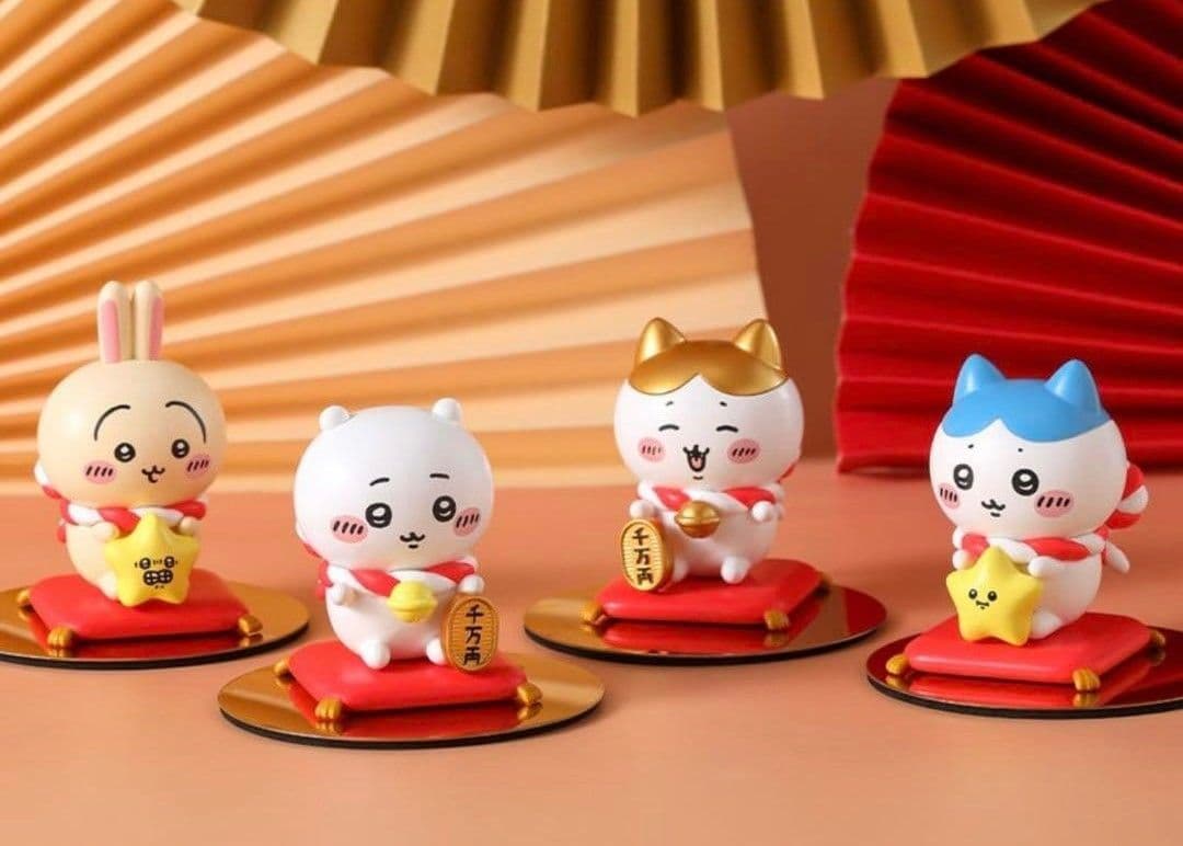 台湾 セブンイレブン限定 ちいかわ 金運を招くフィギュア 金色 招福 ハチワレ