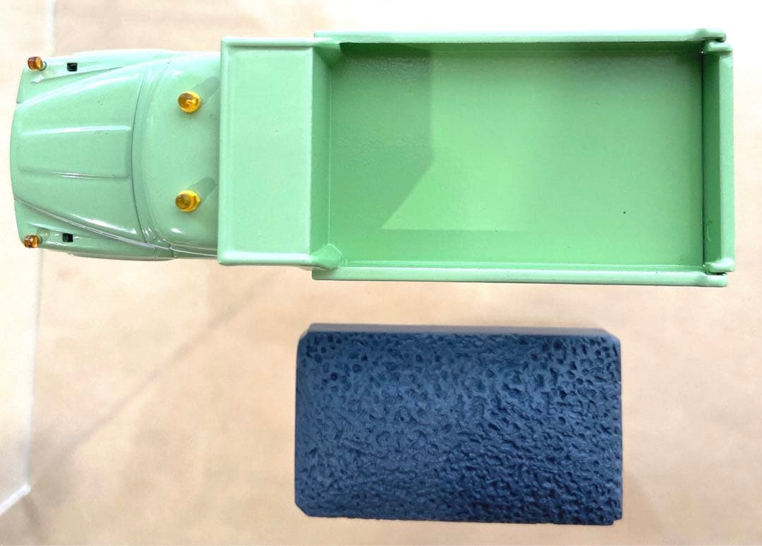 トミカリミテッドビンテージLV-66bニッサンディーゼル680型ダンプトラック