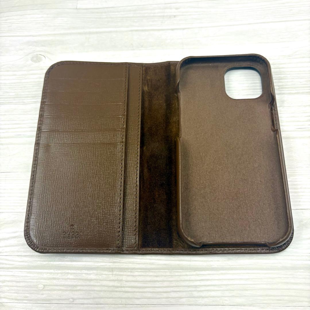 【美品】GUCCI iPhone15pro アイフォンケース　GGスプリーム