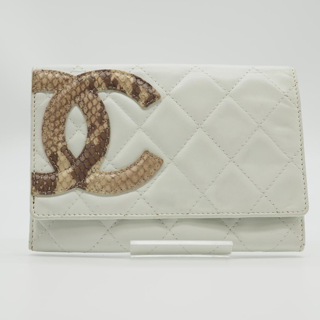 CHANEL シャネル カンボンライン パイソン 二つ折り財布 ホワイト系
