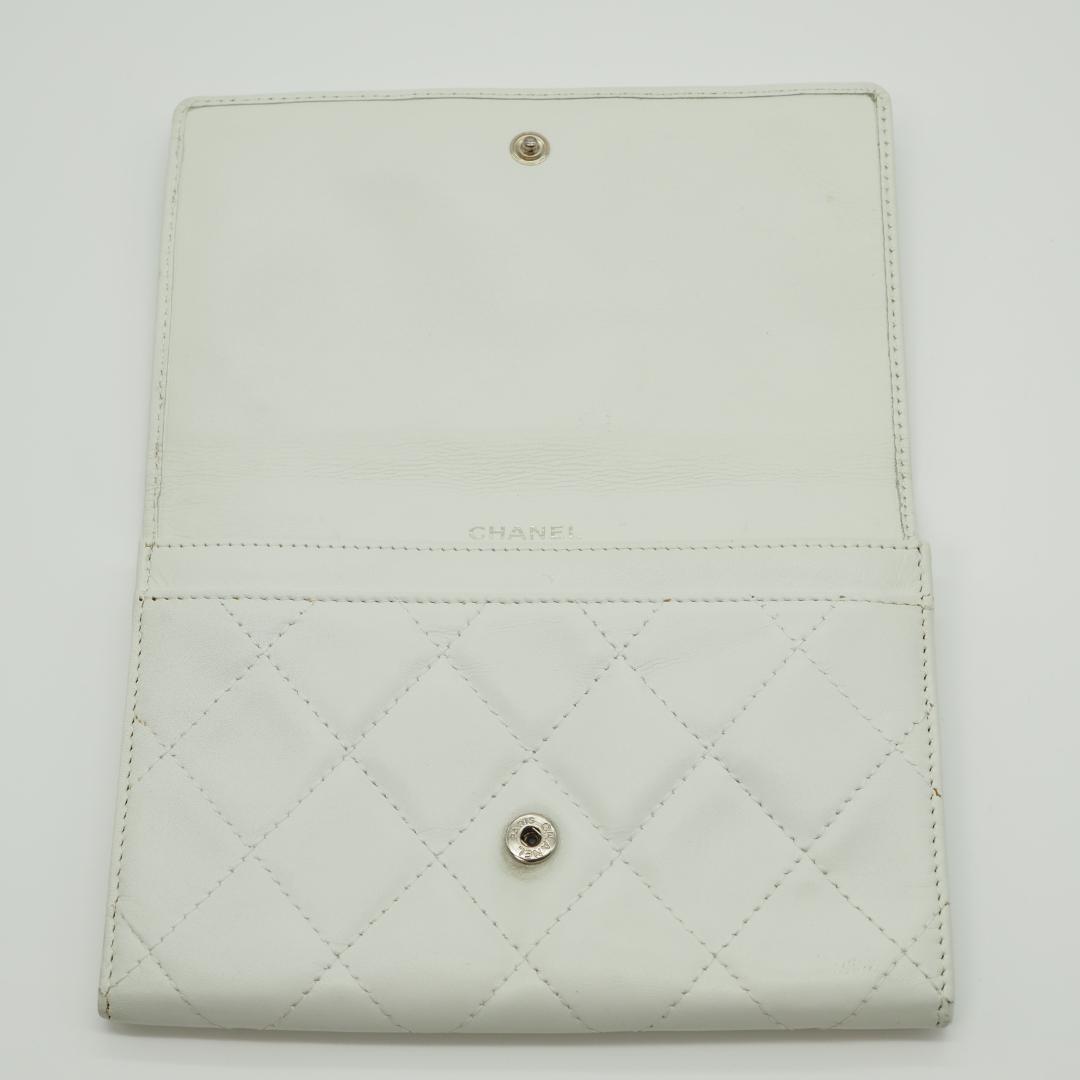 CHANEL シャネル カンボンライン パイソン 二つ折り財布 ホワイト系