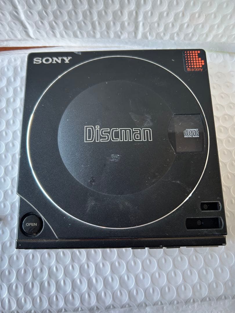 SONY Discman D-100 ソニー CDプレーヤー　ジャンク