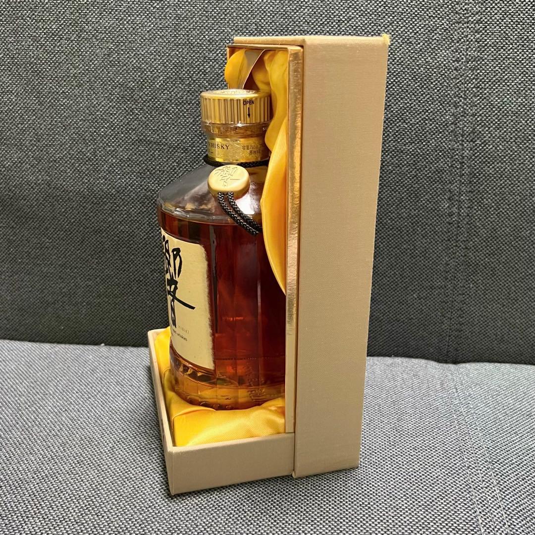 【未開栓・希少】サントリー響 旧 裏ゴールドラベル金キャップ（750ml木箱入）