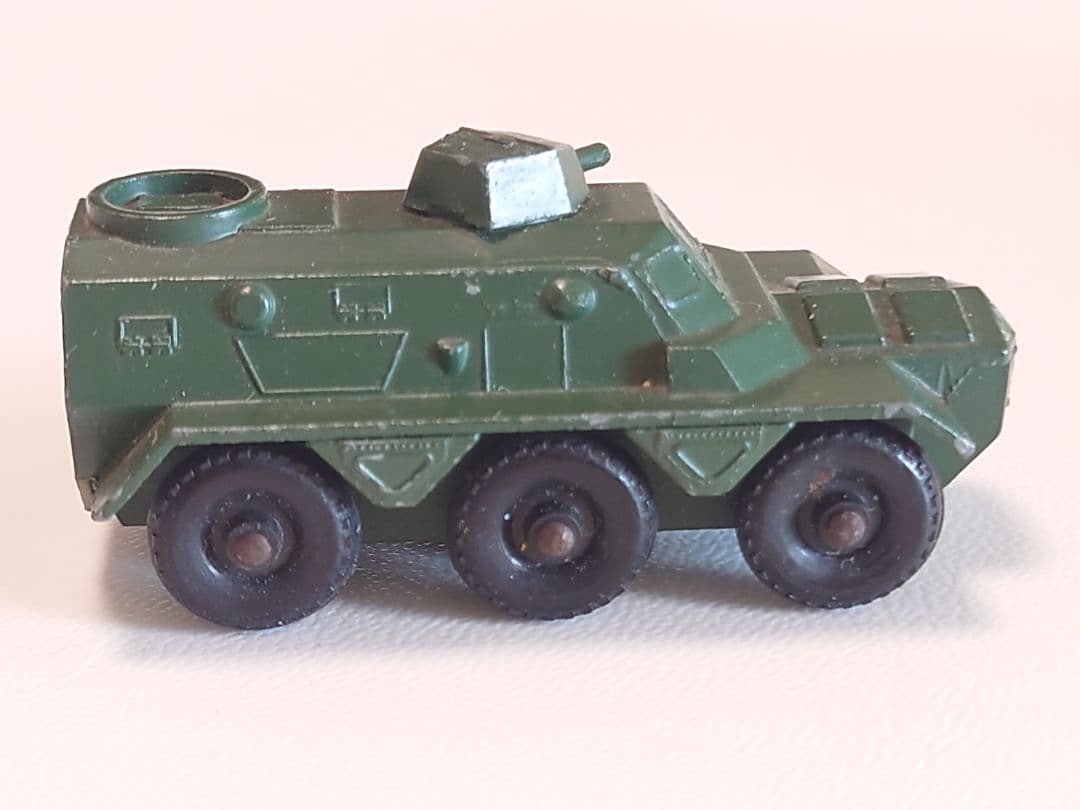 MATCHBOX 　No.54 Saracen Carrier