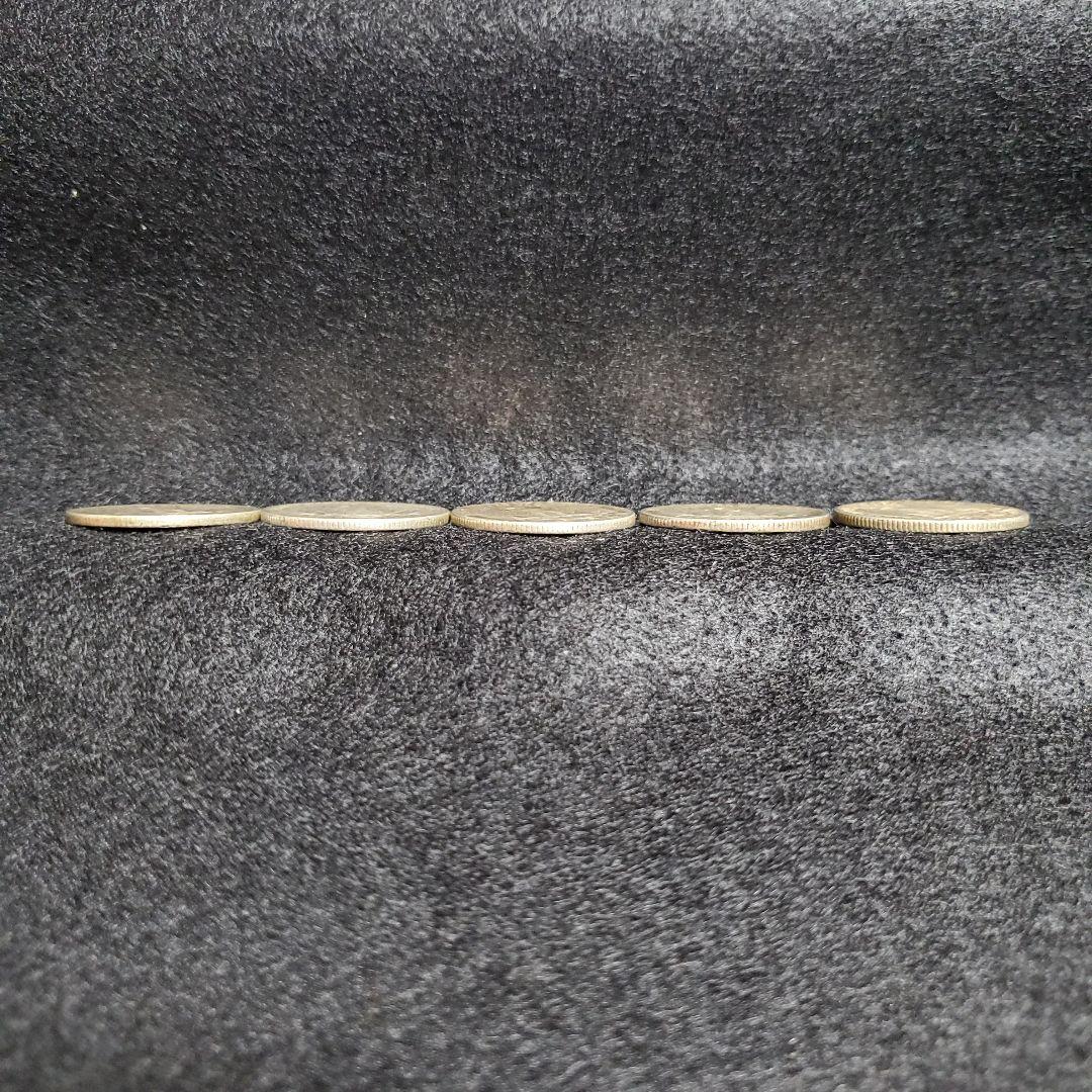 アメリカ、1942～1957年発行の25セント銀貨(銀90％)、5枚