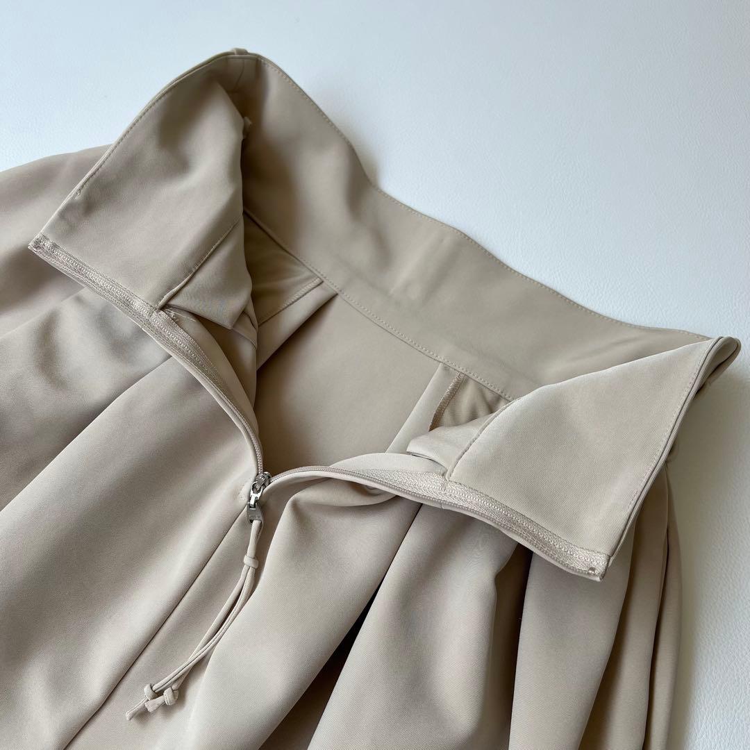 美品　FOXEY NEWYORK フォクシー　ボックスプリーツスカート　ベージュ