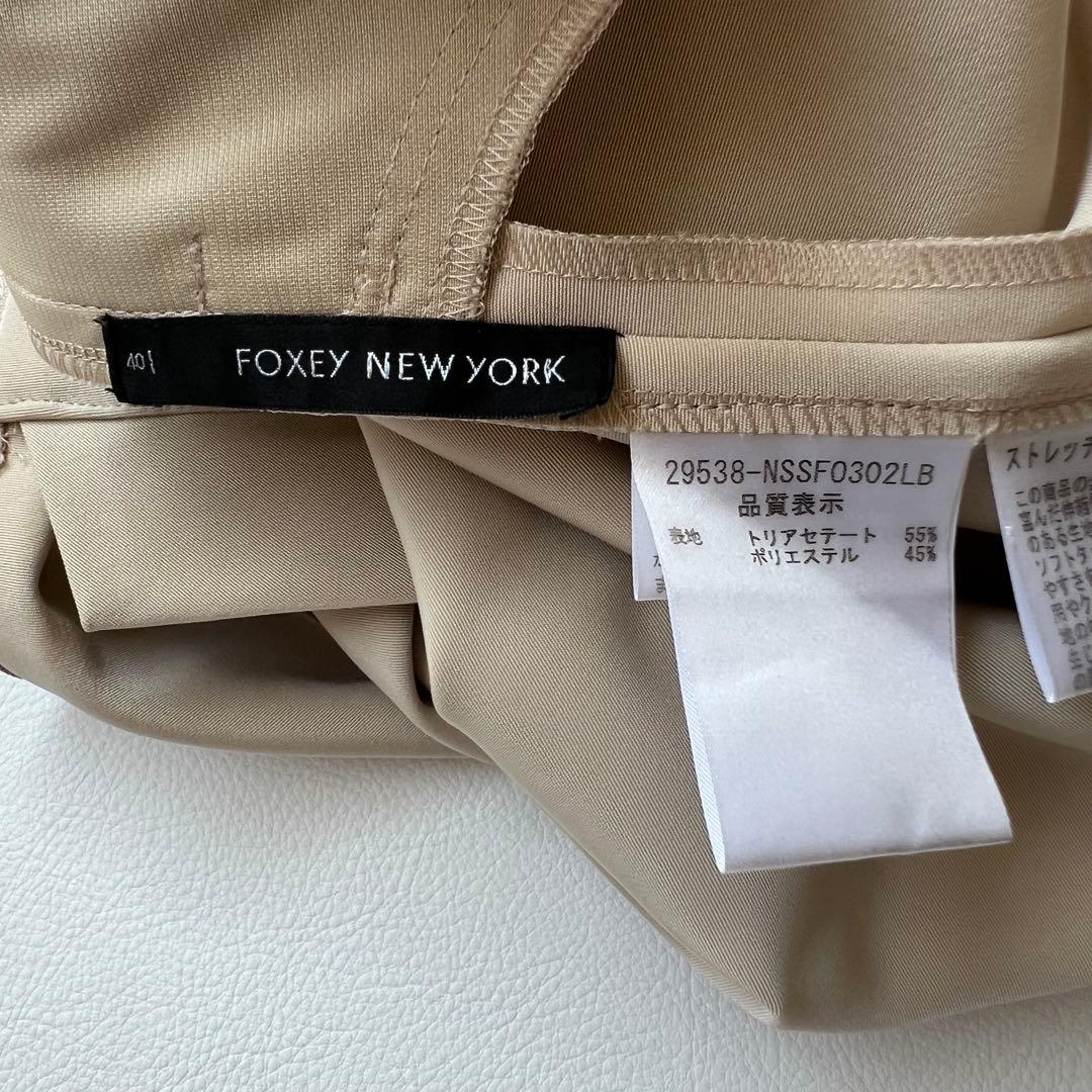 美品　FOXEY NEWYORK フォクシー　ボックスプリーツスカート　ベージュ