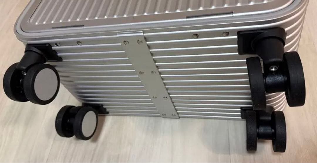 【カミ】本間ゴルフ　キャリーケース　シルバー