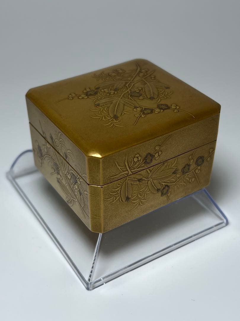 香道具 時代蒔絵 金蒔絵花草風景図香合 金地内金梨地 箱付 明治時代蒔絵　古美術
