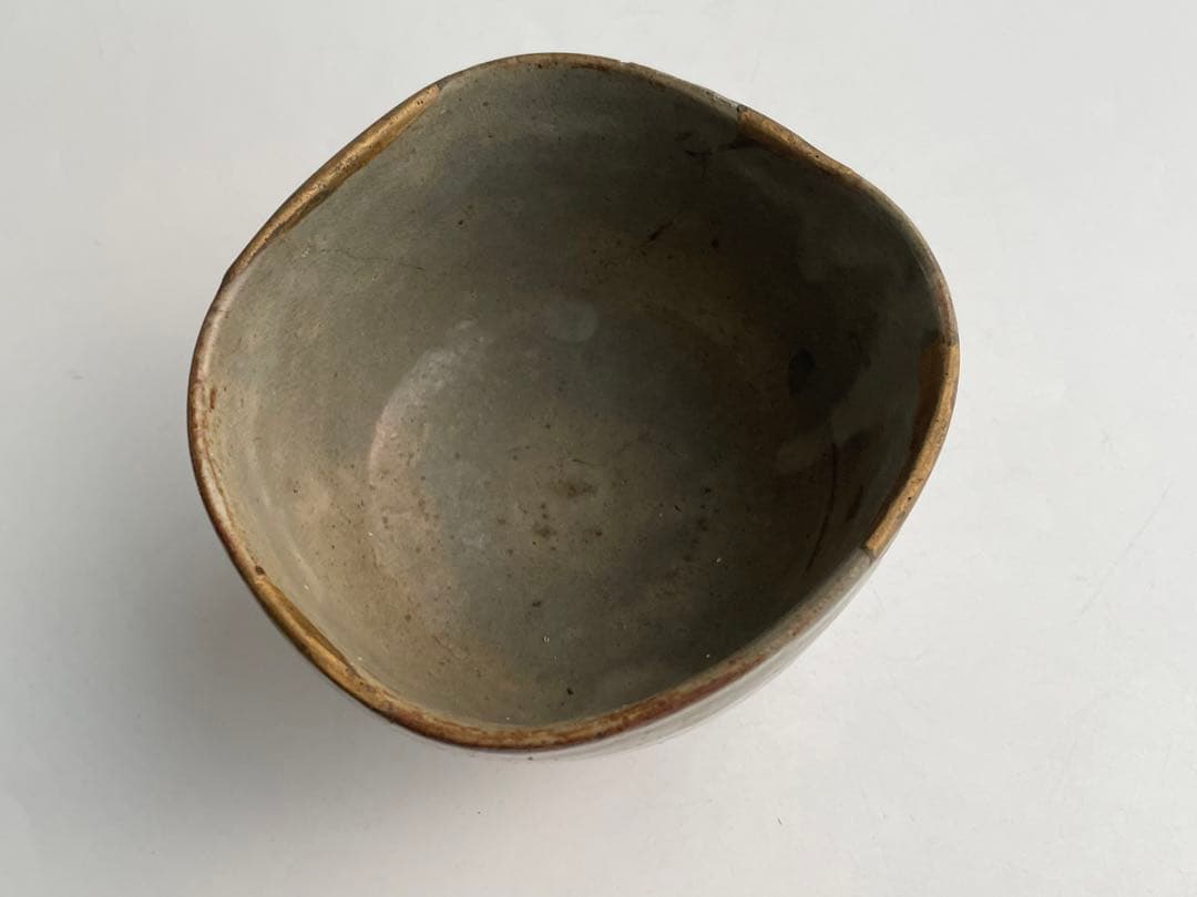 骨董　アンティーク　古唐津　絵唐津　茶碗　金継ぎ直し　金繕い　古美術　古陶磁