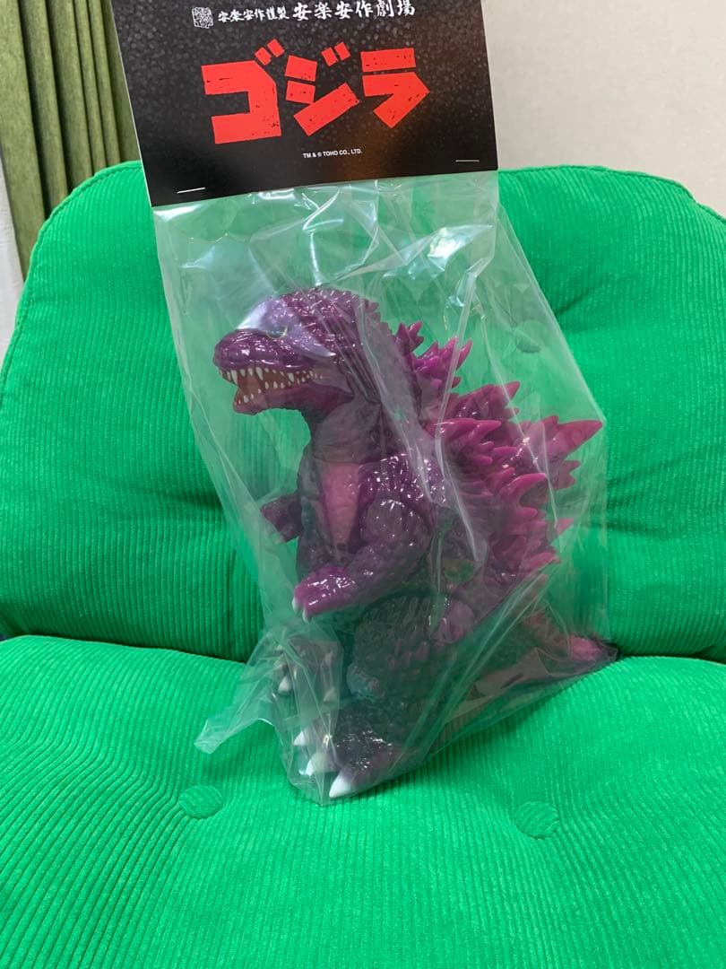 MEDICOM TOY 安楽安作GVW ゴジラ2000 ミレニアム版4期