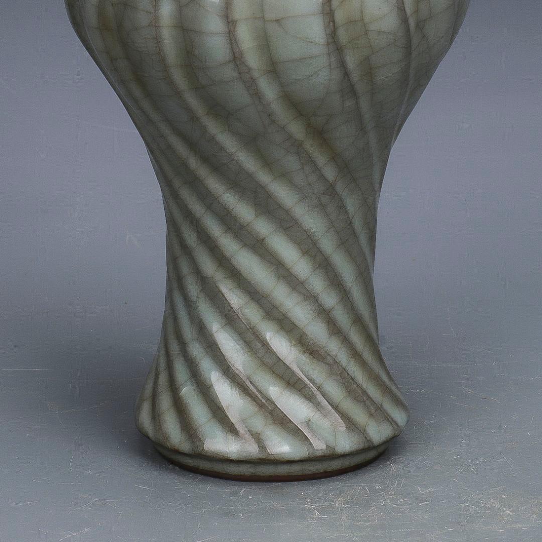 宋官窯開片釉梅瓶 景徳鎮 陶磁器 装飾品 現代工芸品美術品 置物