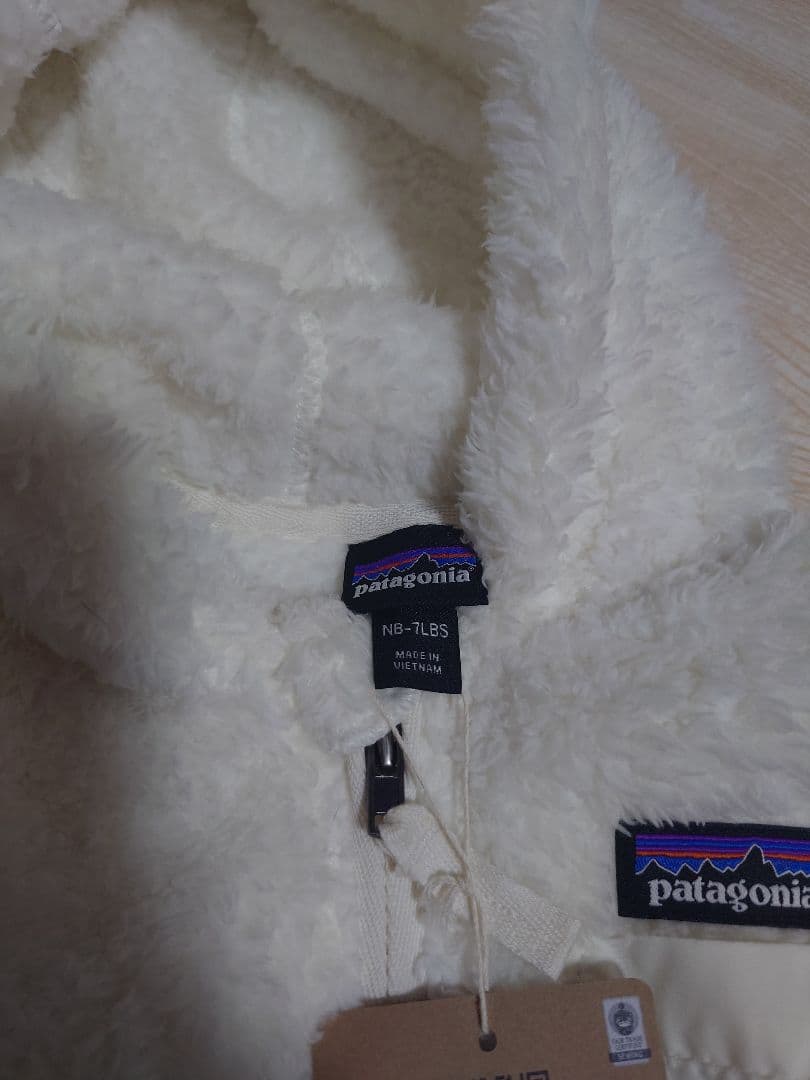 【riko¨̮さん専用】【新品】Patagoniaファーリーフレンズバンティング