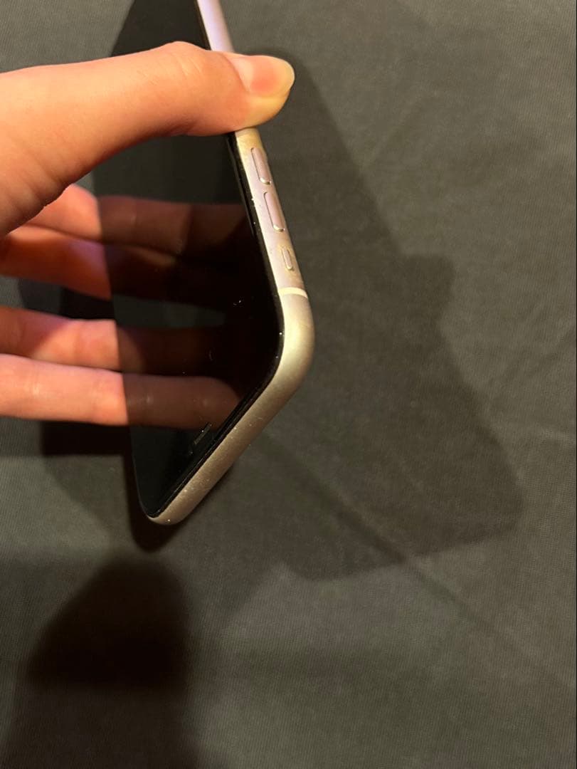 iPhone 11 ホワイト 64GB