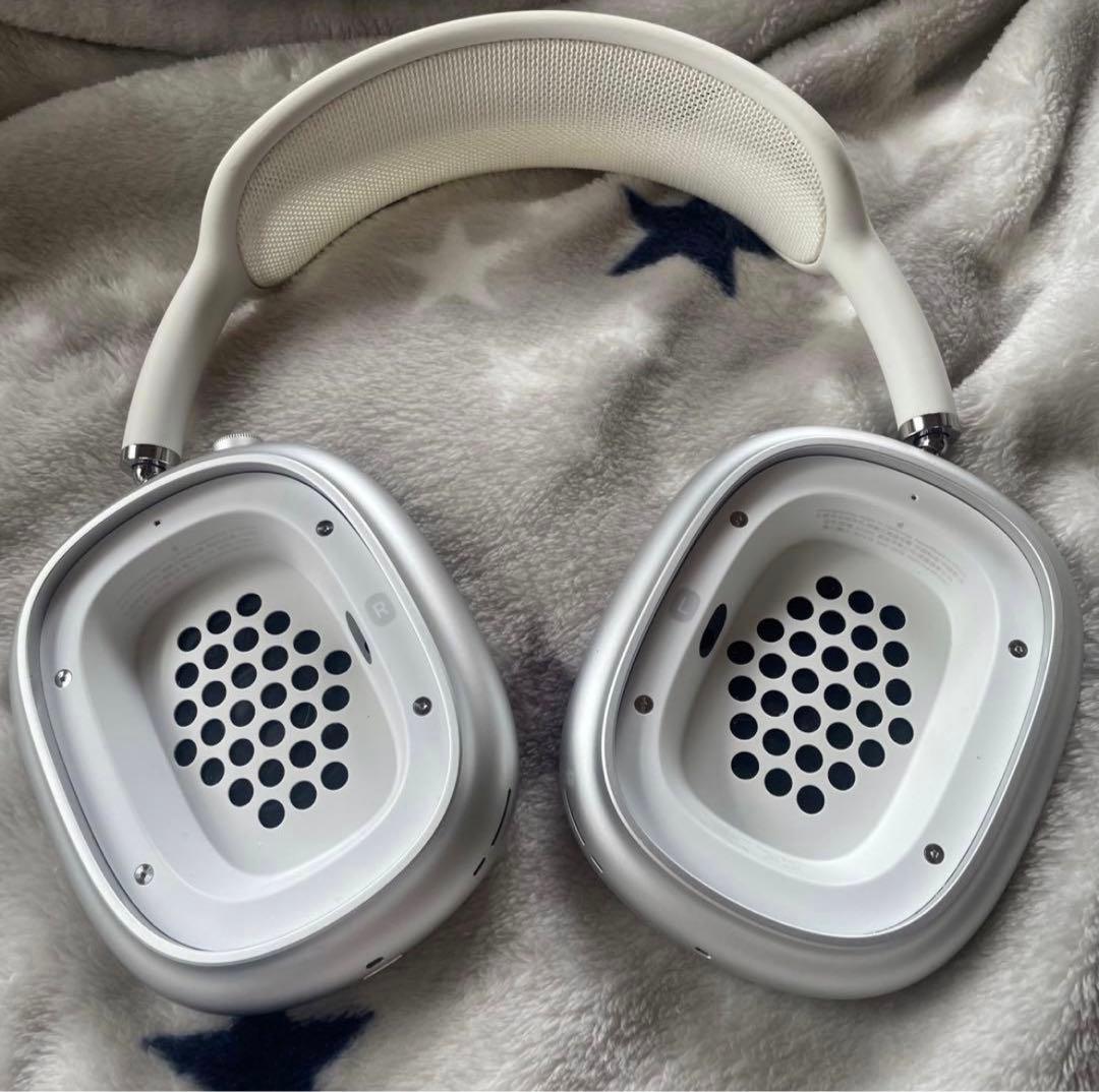 AirPods MAX シルバー