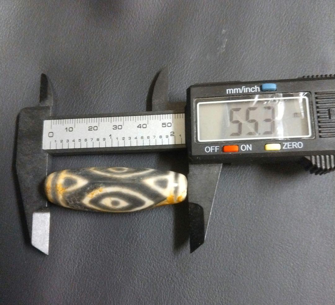 609天珠　特殊　三眼虎牙天珠　三角形　dzibeads！